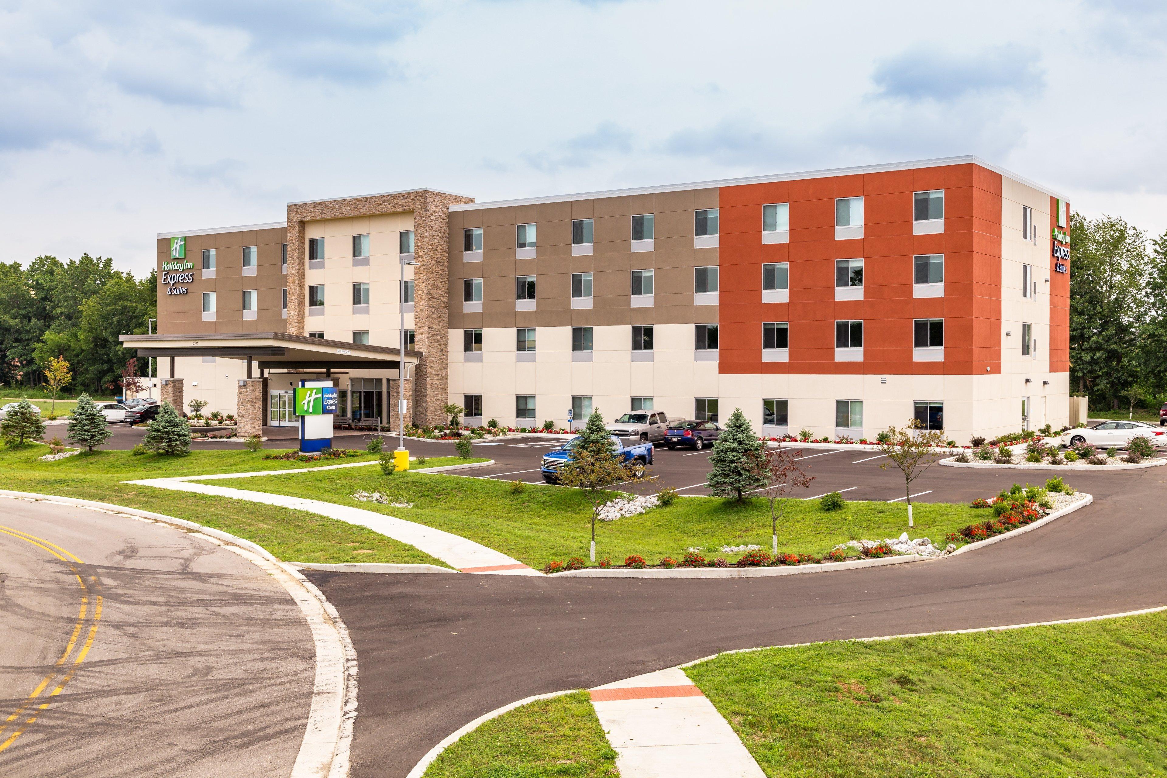 Holiday Inn Express & Suites - Elkhart North By Ihg מראה חיצוני תמונה