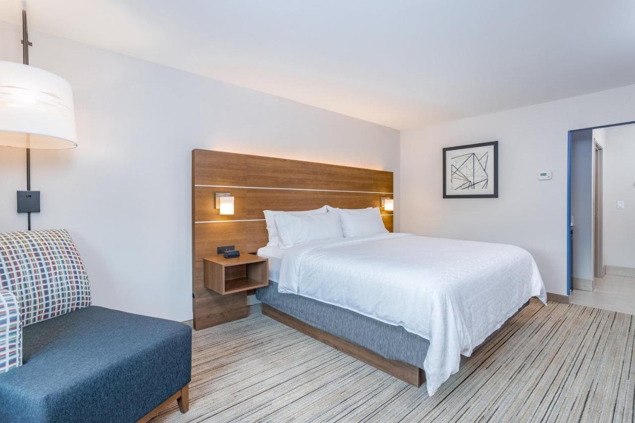 Holiday Inn Express & Suites - Elkhart North By Ihg מראה חיצוני תמונה